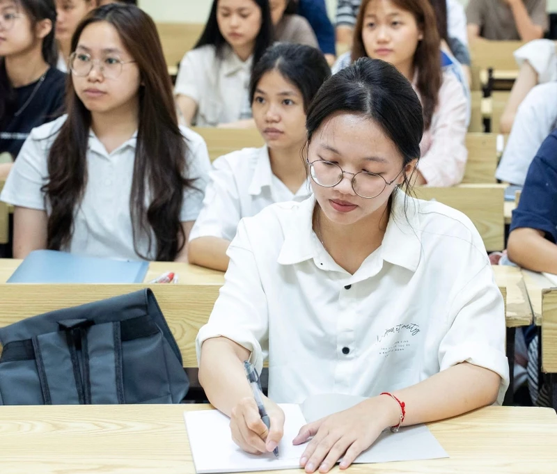 Số lượng học sinh đăng ký thi tốt nghiệp THPT cao nhất từ trước đến nay