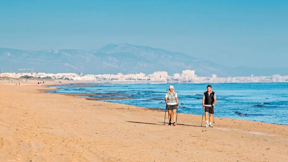 Mueren ahogadas cuatro personas, dos de ellas menores, en una playa de ...