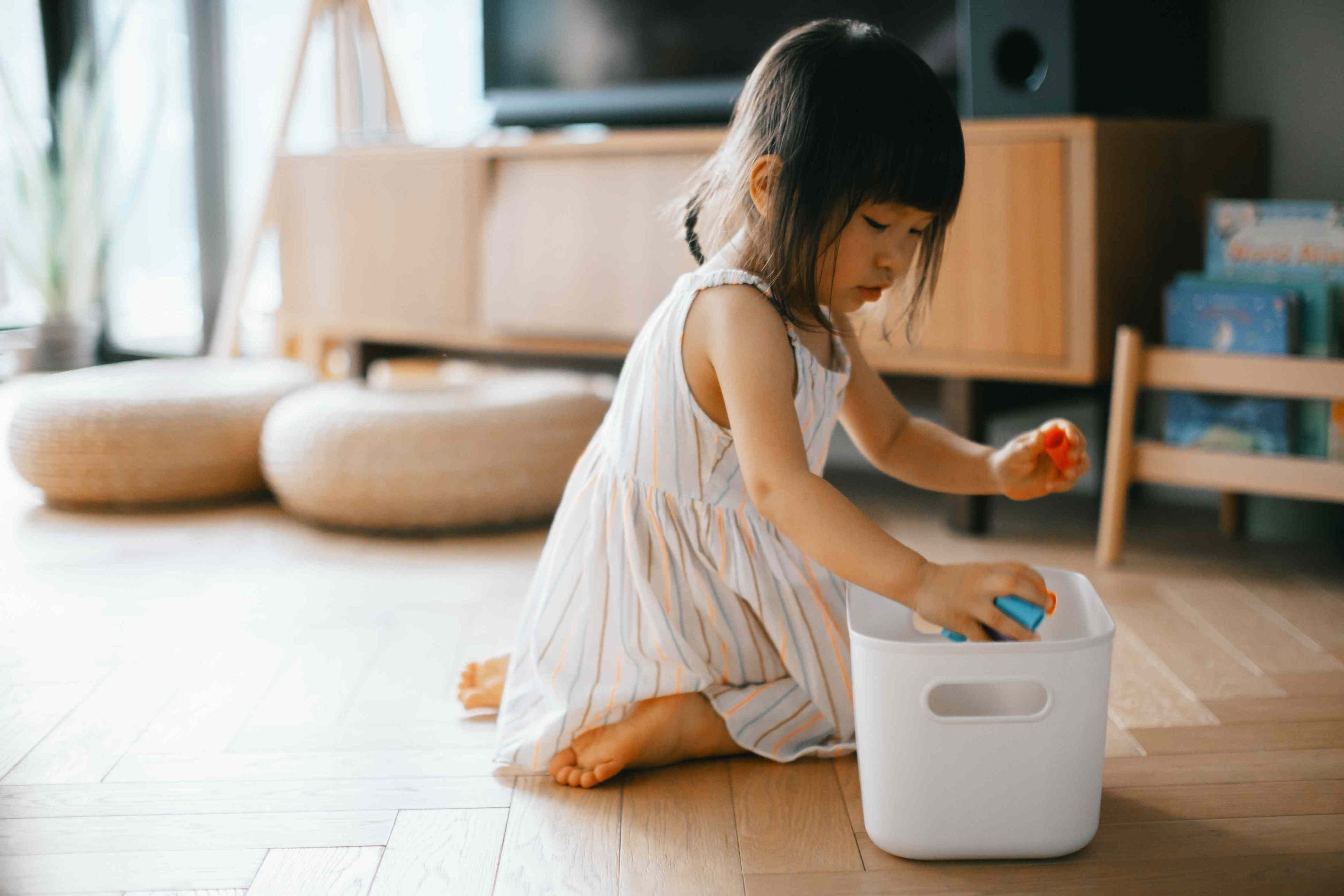 6 simple ways to get your kids to actually listen, according to experts
