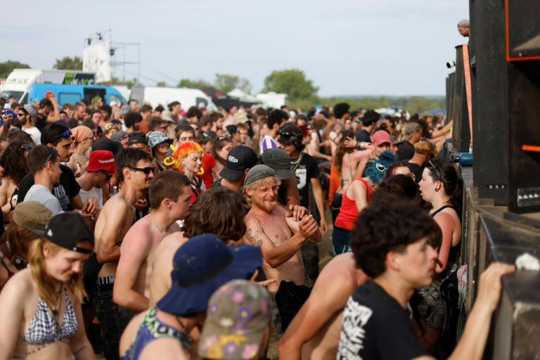 Second unexploded shell found at illegal French rave: minister