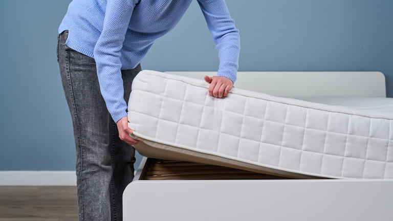 Has your mattress expired? We reveal its lifespan based on design and price