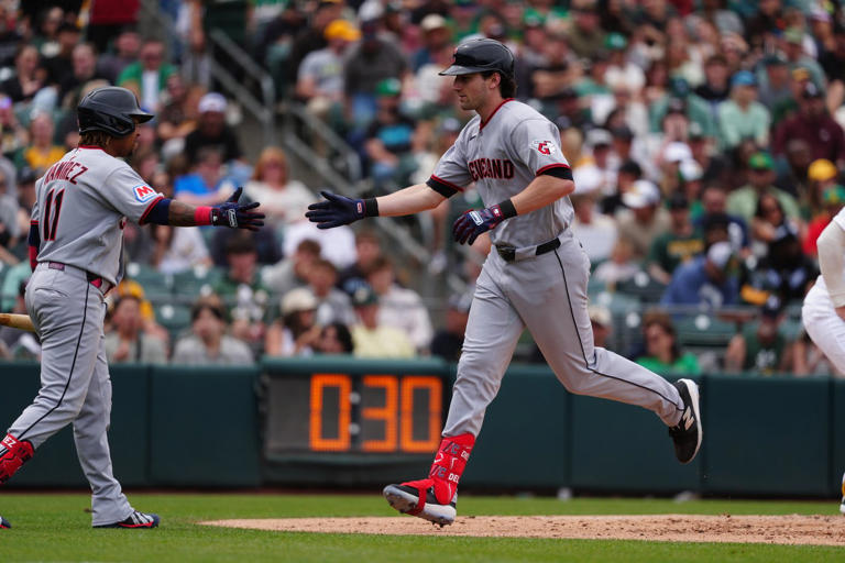 Thomas, Gelof, Soderstrom each hit a HR as Athletics beat Guardians 7-1