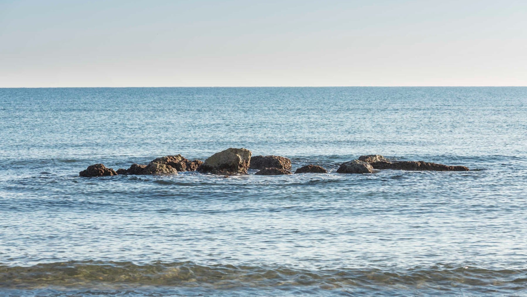 Tragedia en una playa de Valencia: mueren ahogados dos niños, un hombre ...
