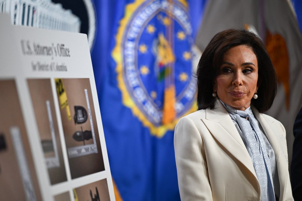 Pirro: Evidence Cole Allen shot agent, raising stakes in Trump attack probe