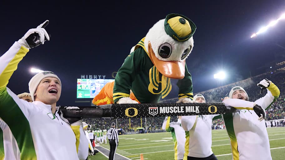 The Oregon Duck earns his rightful place in college football mascot ...