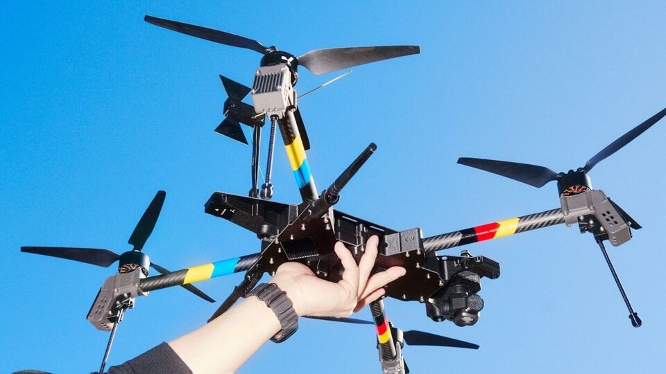 US prisons see a surge in drone deliveries: From drugs to crab legs ...