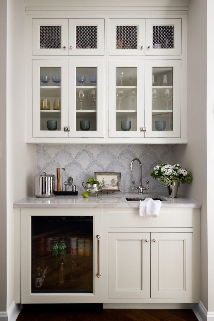 Designers say these 10 vintage decor trends will be everywhere in 2026 - Vintage Metal Find Decor