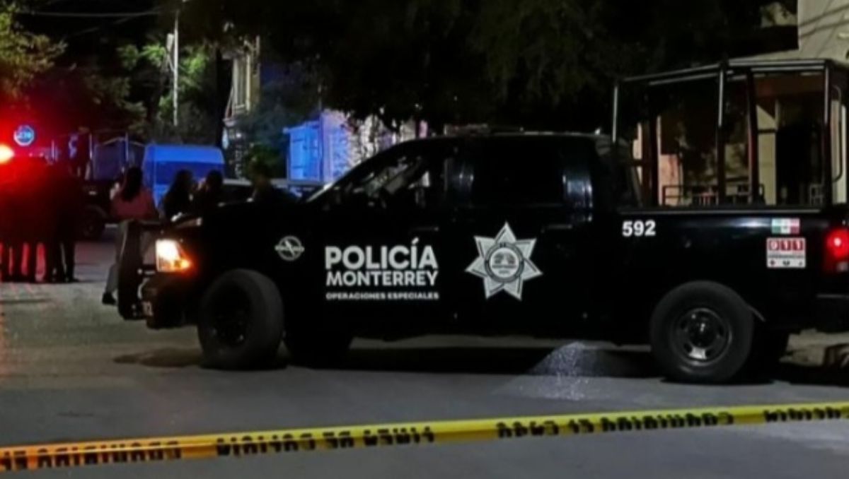 Asesinan a hombre a balazos mientras estaba sentado afuera de una casa ...