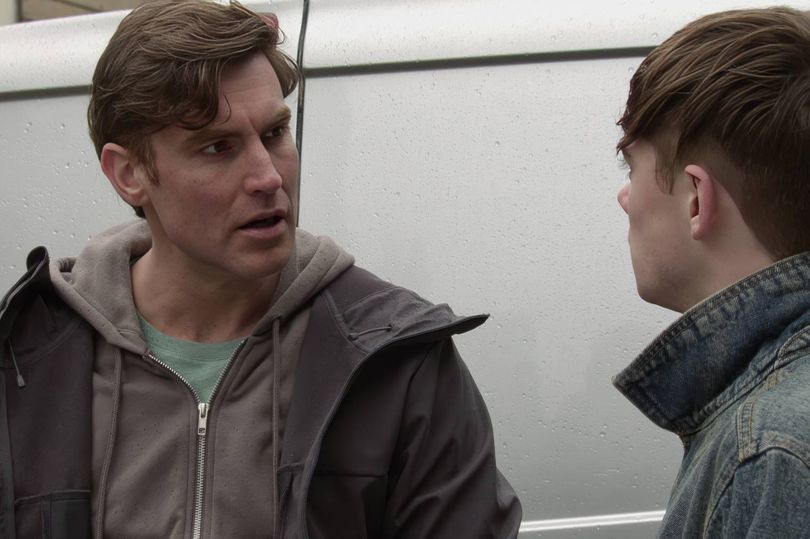 Who killed Theo on Coronation Street? Star names suspects 'in the frame'  for death