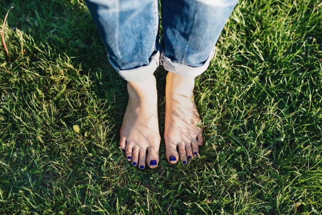 Try the 'ridiculous' toe challenge to improve your mood instantly