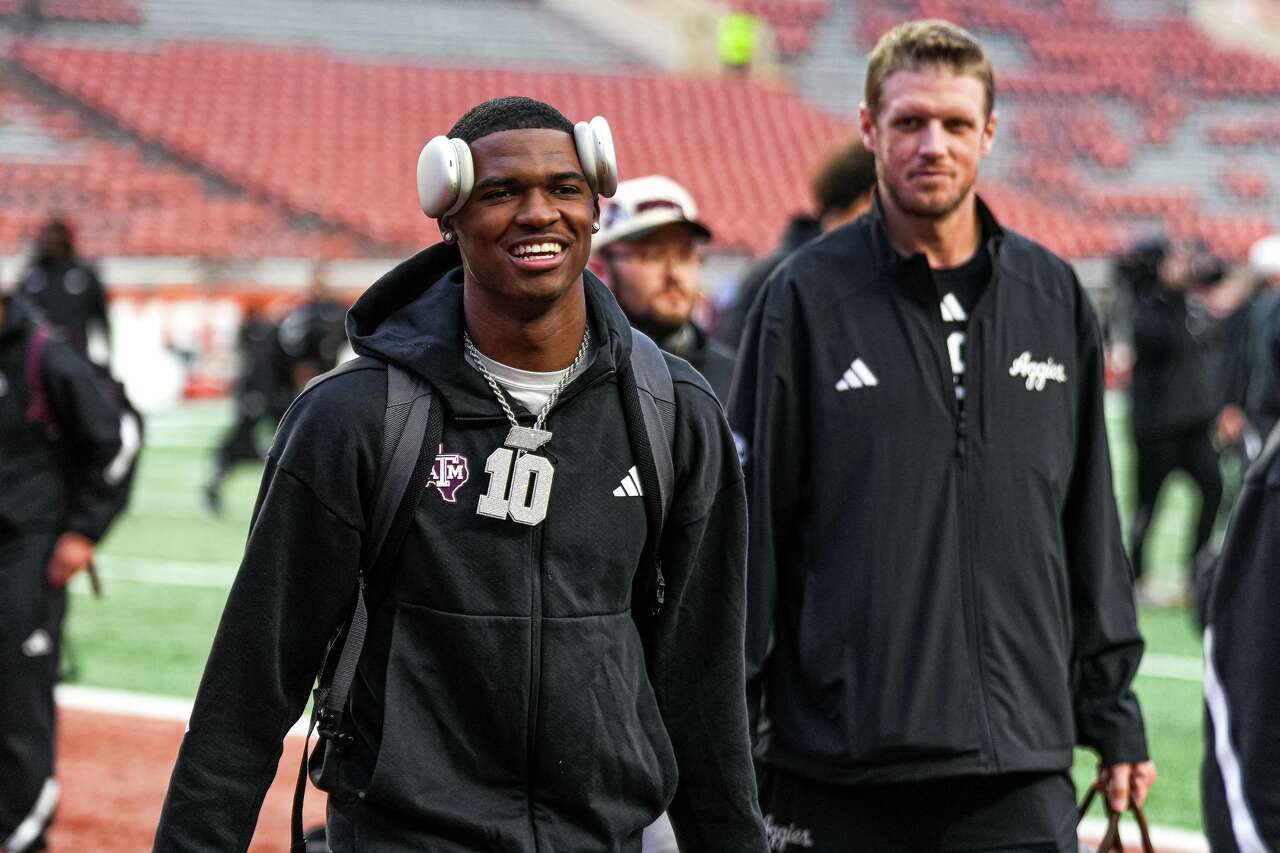 A day in the life of Texas A&M's QB Marcel Reed: Jokes, team building ...