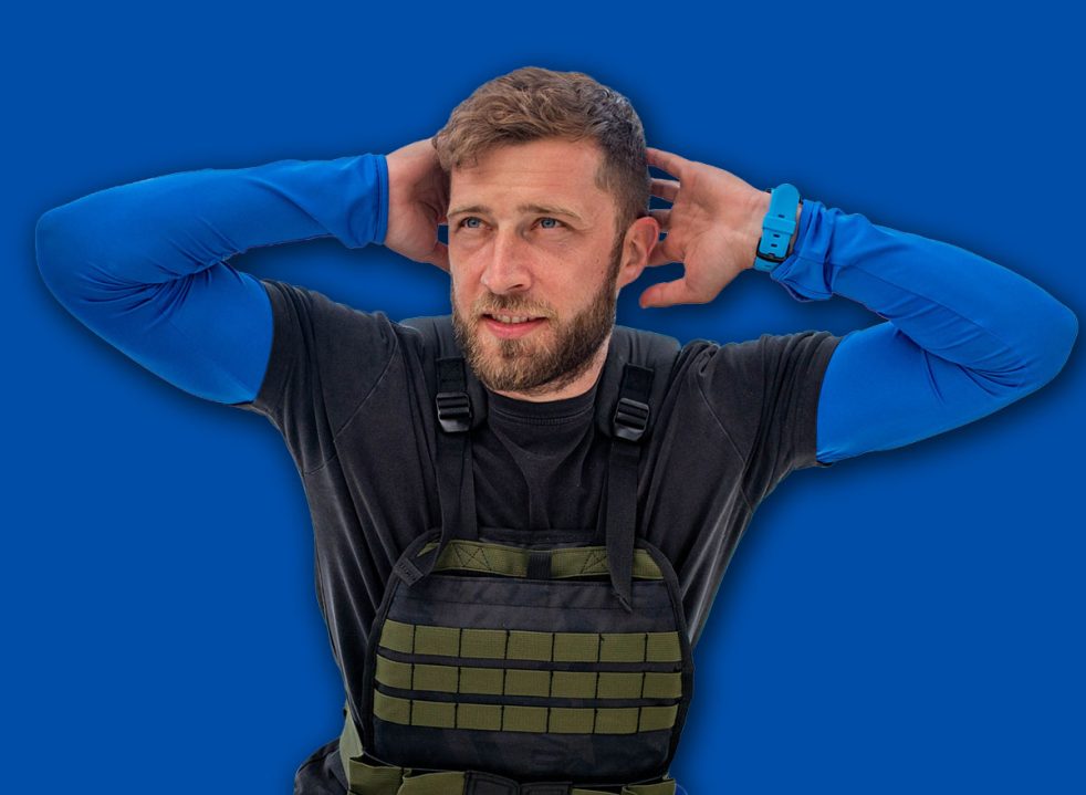 6 exercises that strengthen your abs during a walking workout after 50 ...
