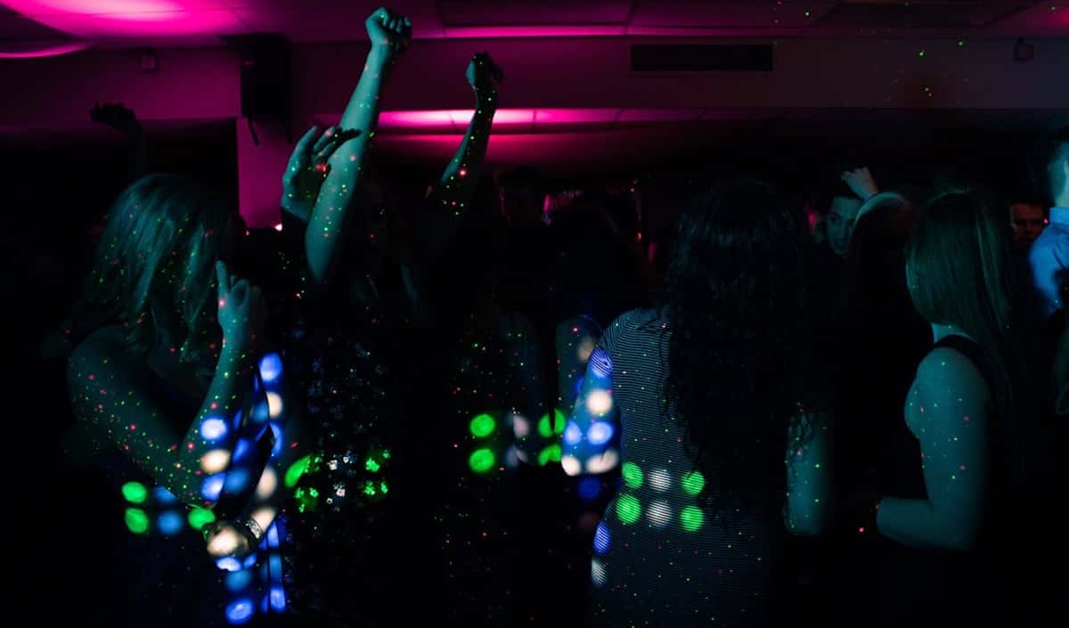 À Trigance, la rave-party s’achève avec 94 verbalisations et une garde ...