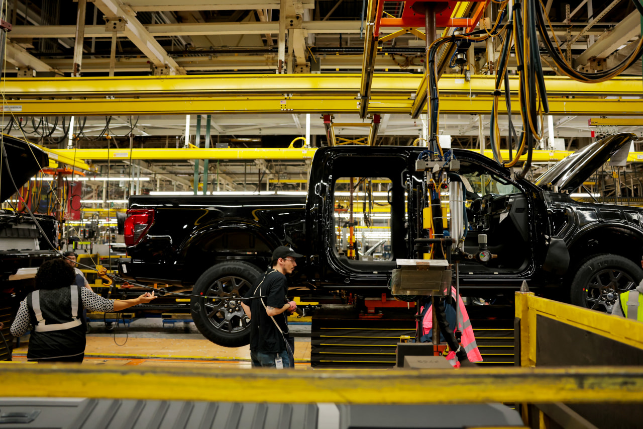 An aluminum crisis is roiling the auto industry