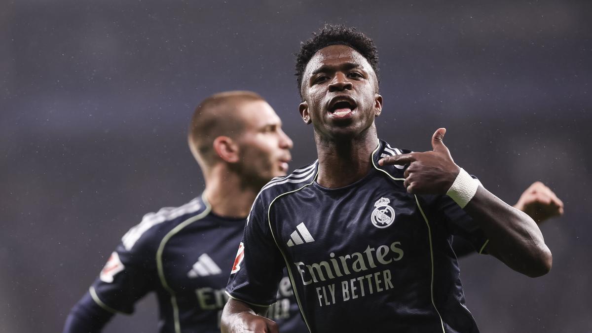 A qué hora juega el Real Madrid hoy contra el Sevilla y dónde ver por ...