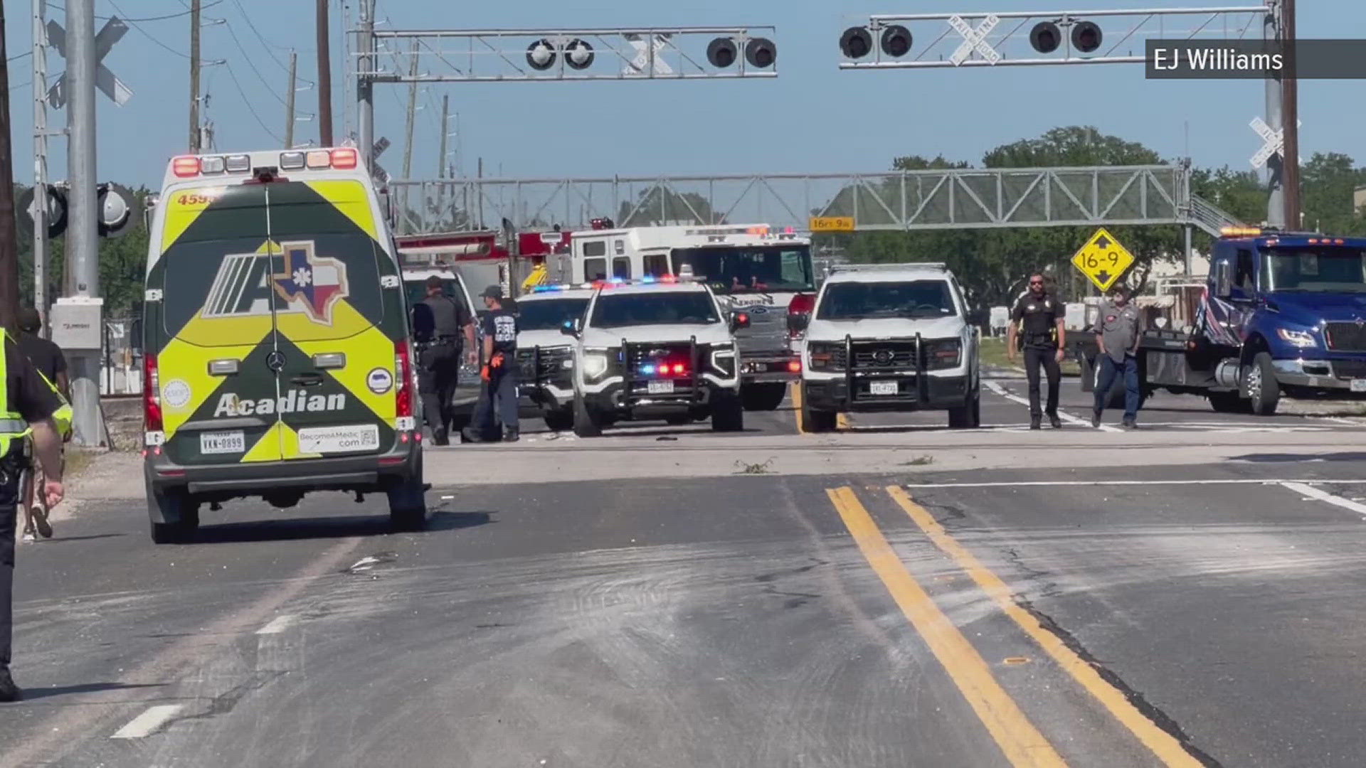 One dead after motorcycle crash in Orange County