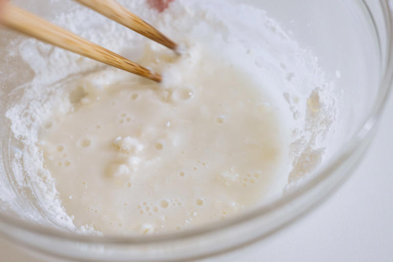 やさしい磯の香り「わかめの天ぷら風」のつくり方。やわらかくみずみずしい“春の新わかめ”を楽しむヘルシーな一品｜松田美智子の季節の仕事