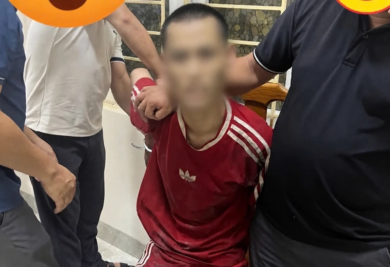 Rúng động Quảng Trị: Nghi con trai sát hại mẹ, cha trọng thương