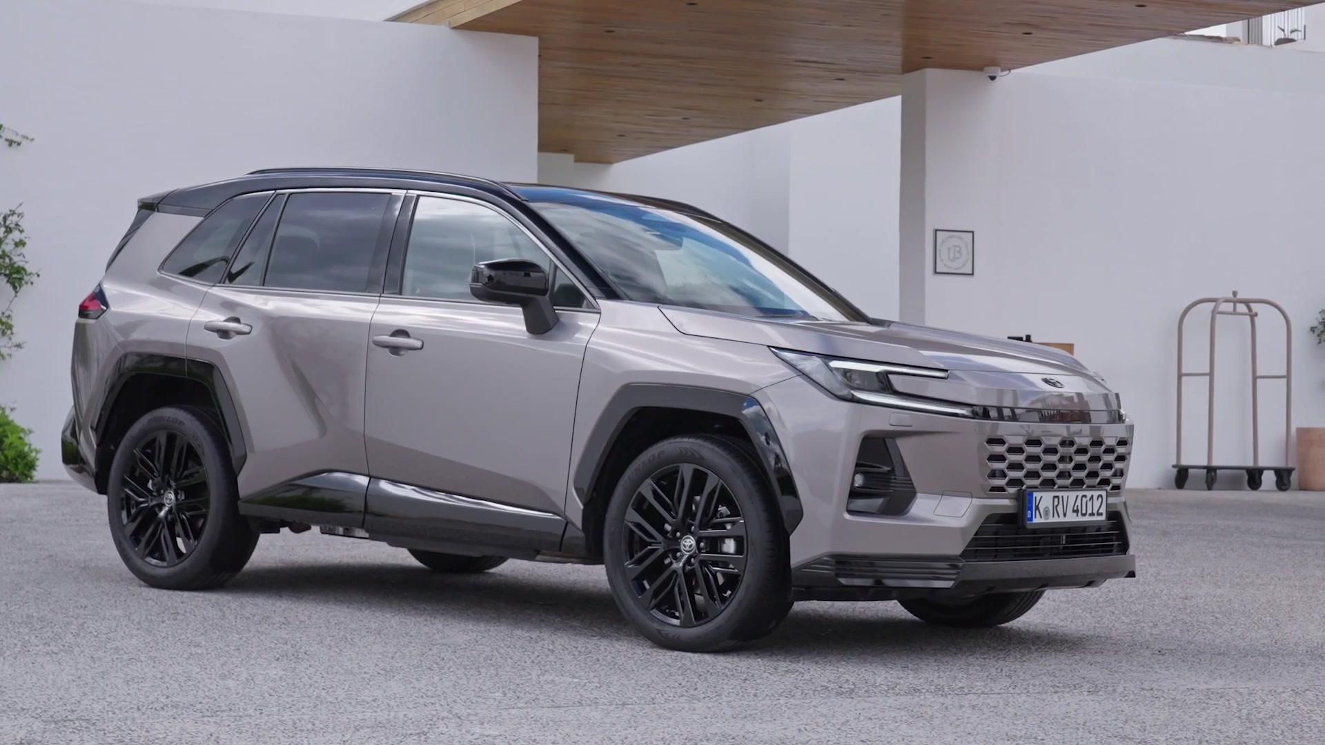 2026 Toyota RAV4 PHEV exterior design in avantgarde bronze