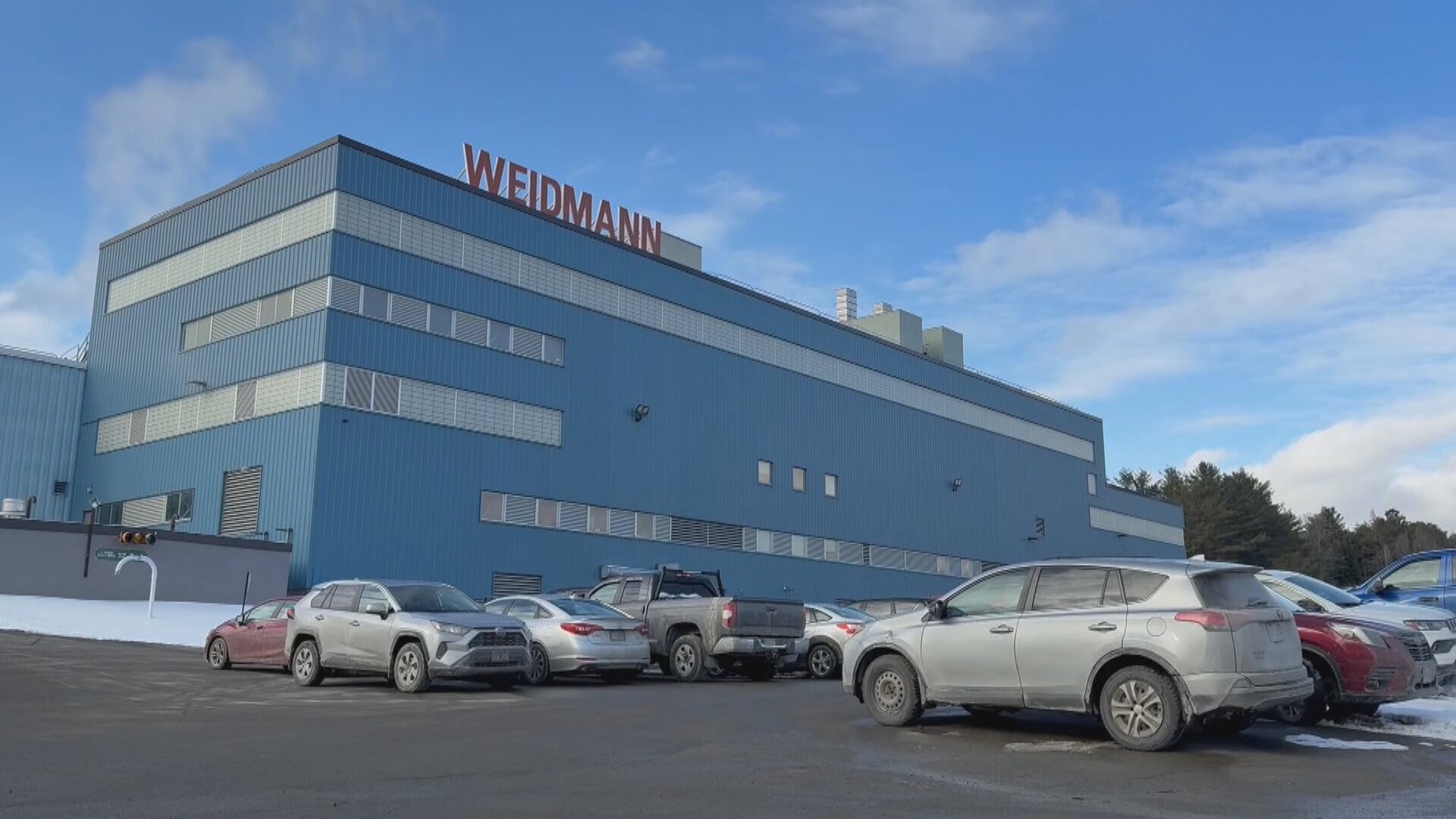 Police investigate bomb threat at St. Johnsbury manufacturing plant