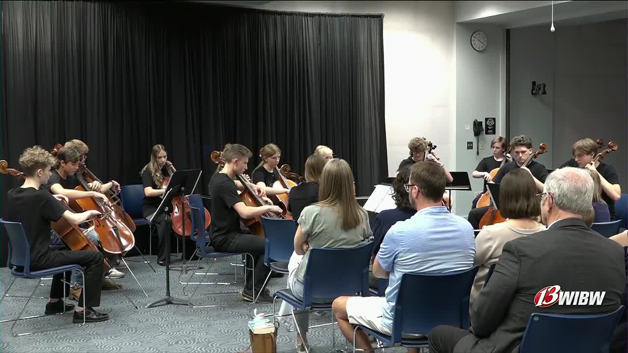 Topeka Cello Collective holds 'Cellobration' performance featuring 3 ...