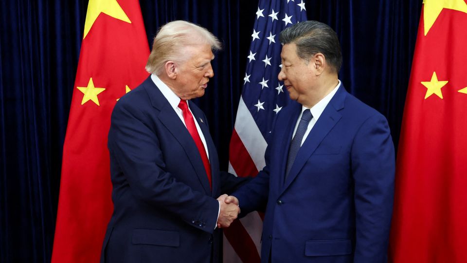 2025-10-30T022528Z_1729816124_RC22MHA3SYM4_RTRMADP_3_USA-TRUMP-XI.JPG