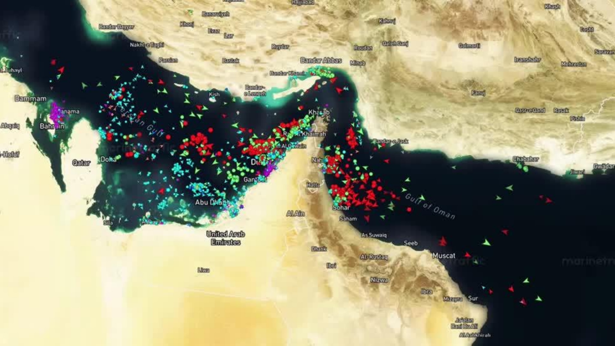 Stretto Di Hormuz Una Petroliera Viene Colpita Da Proiettili