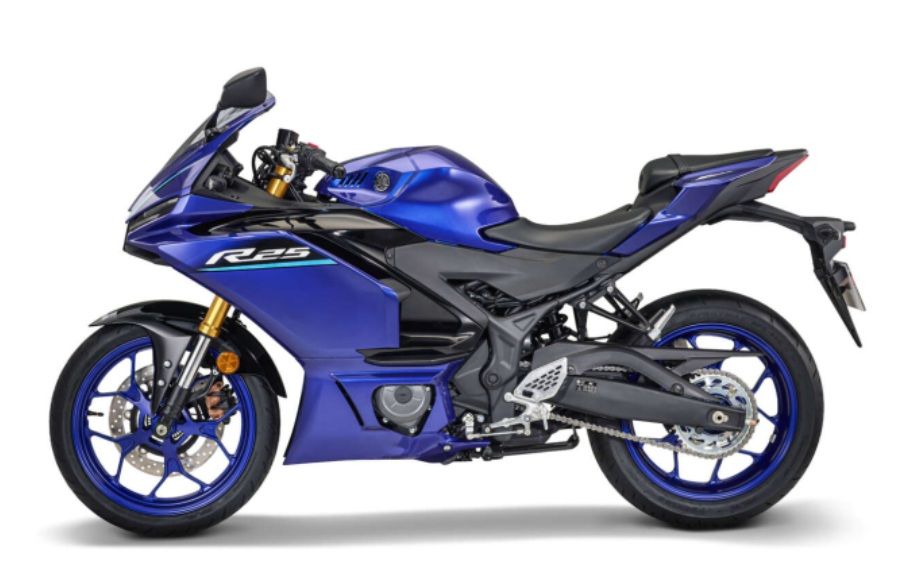 Warna baru Yamaha YZF-R25 2026 resmi diluncurkan, harganya bikin kaget