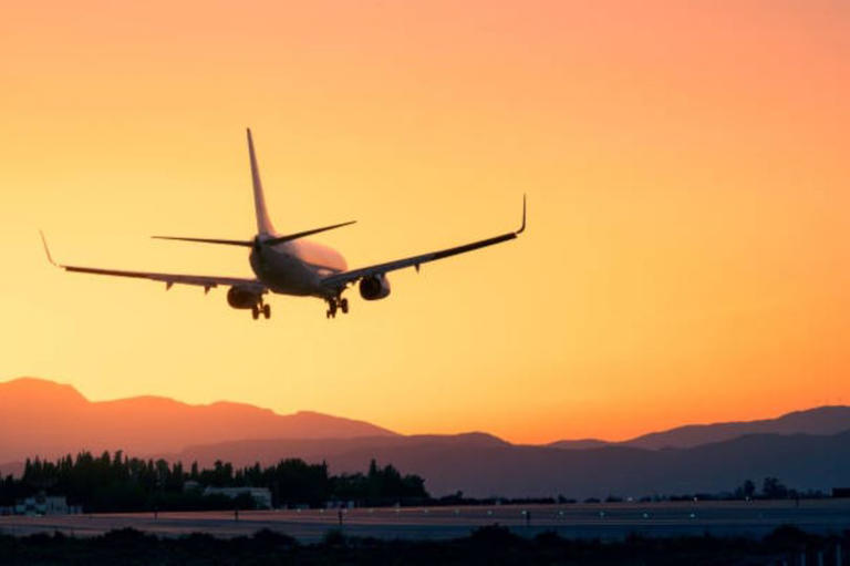 EasyJet passengers flying from Portugal given 'unusual request' before  take-off