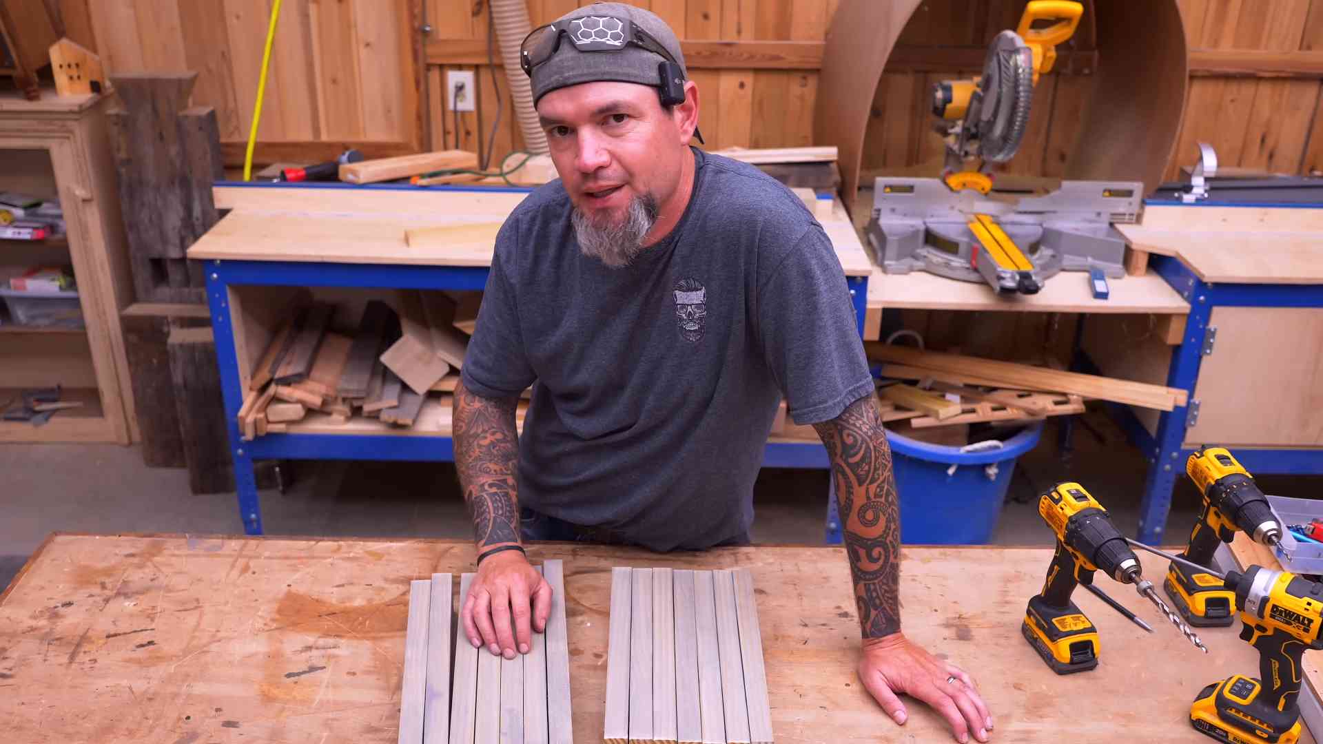 DIY outdoor sofa table - slide-under design for food & drinks!