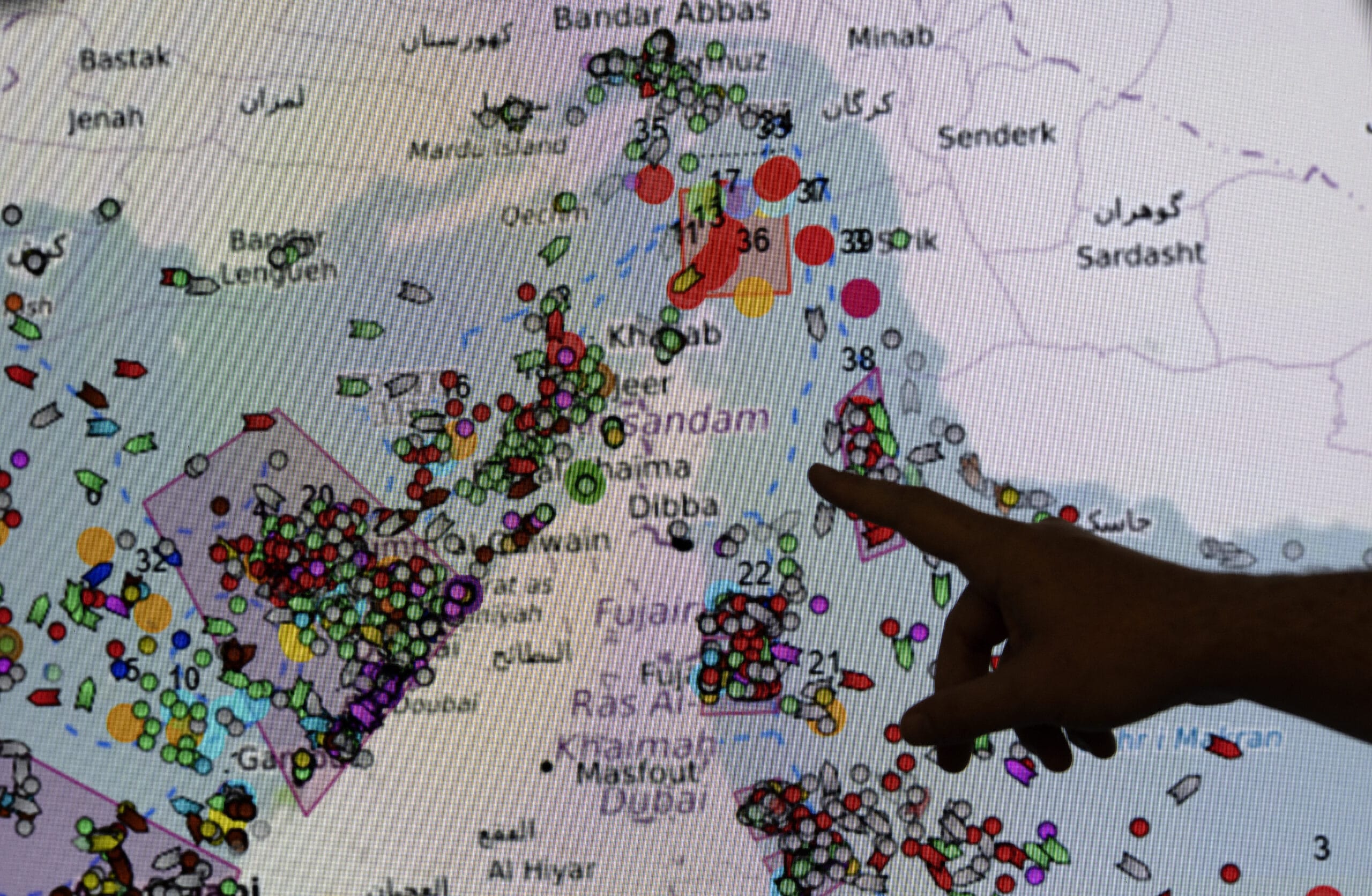 Iran military: US forces will be attacked if they enter Strait of Hormuz