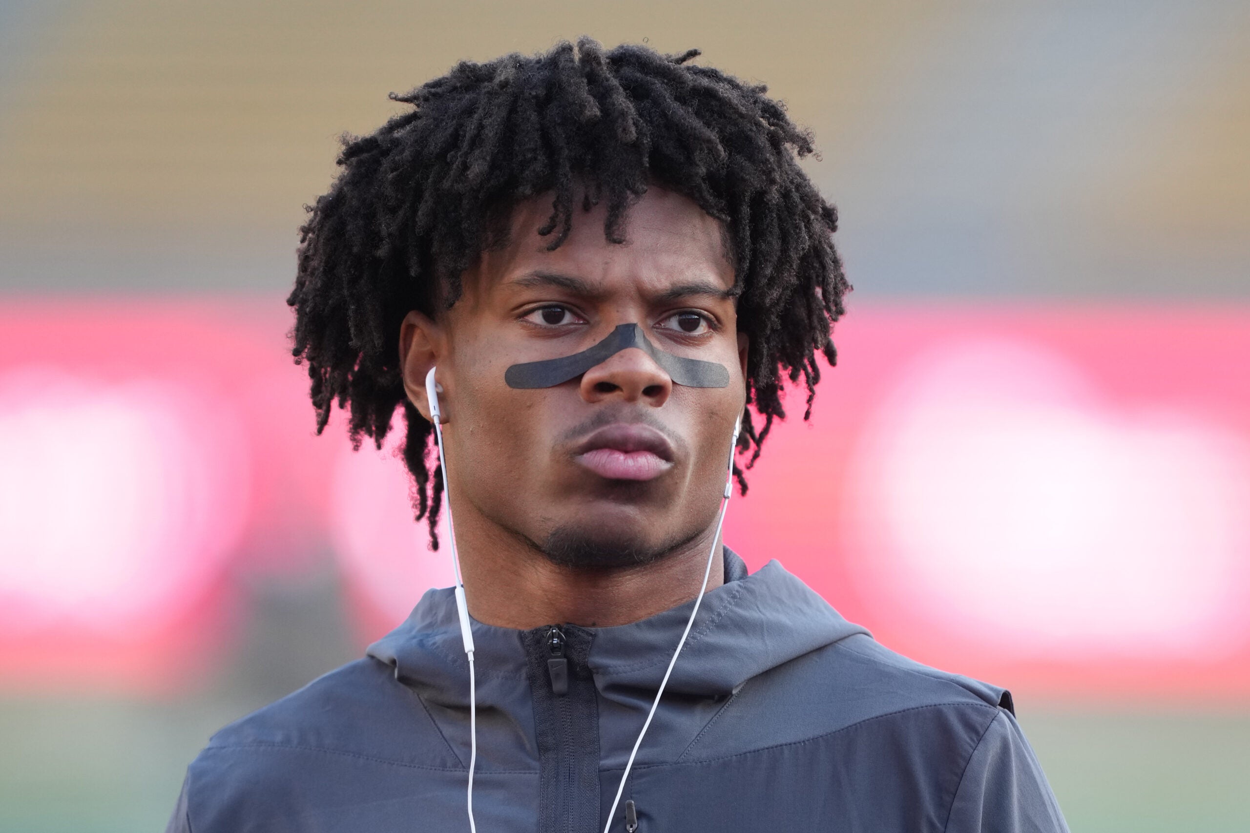 Las Vegas Raiders rookie is already writing checks he may not be able ...