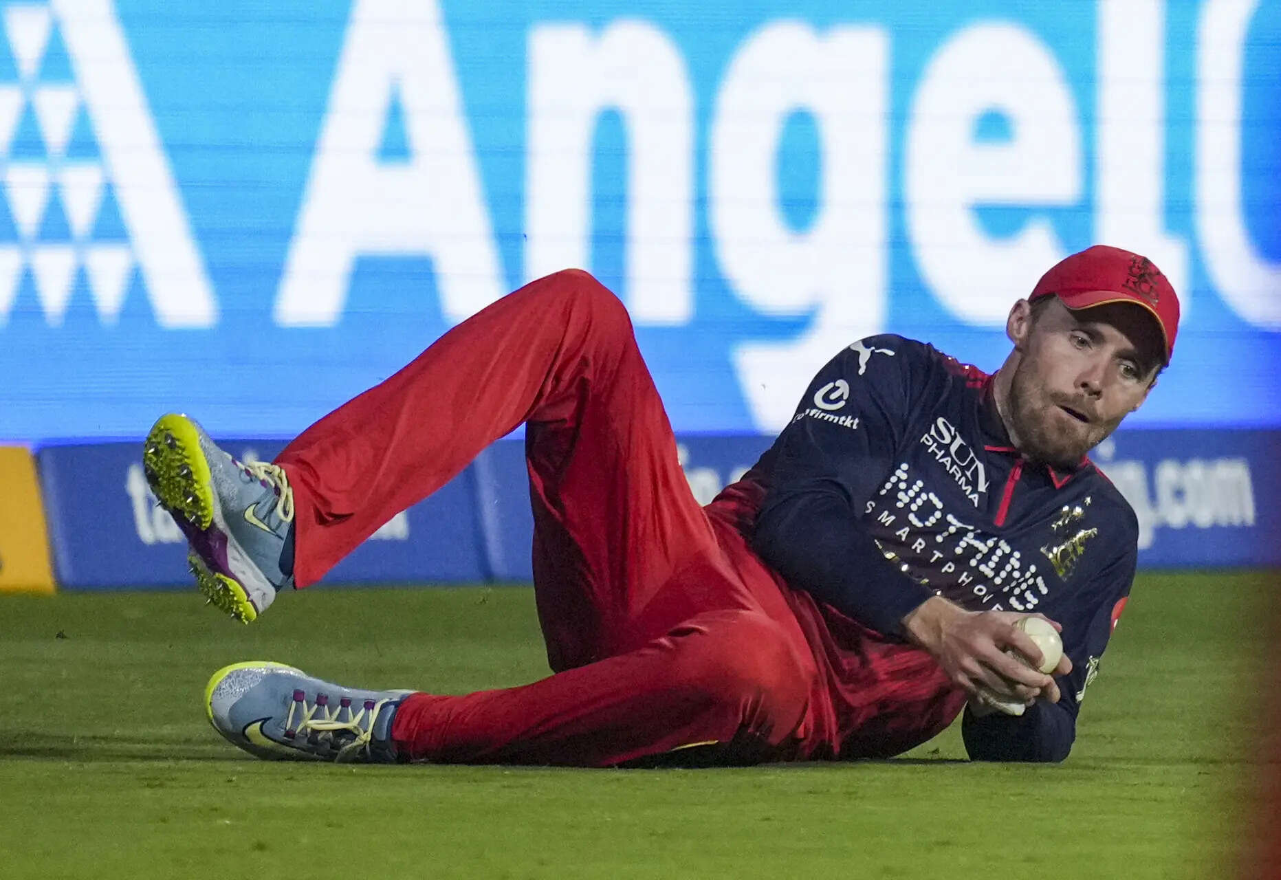 IPL 2026: Phil Salt returns home mid-season for scans, RCB face anxious ...