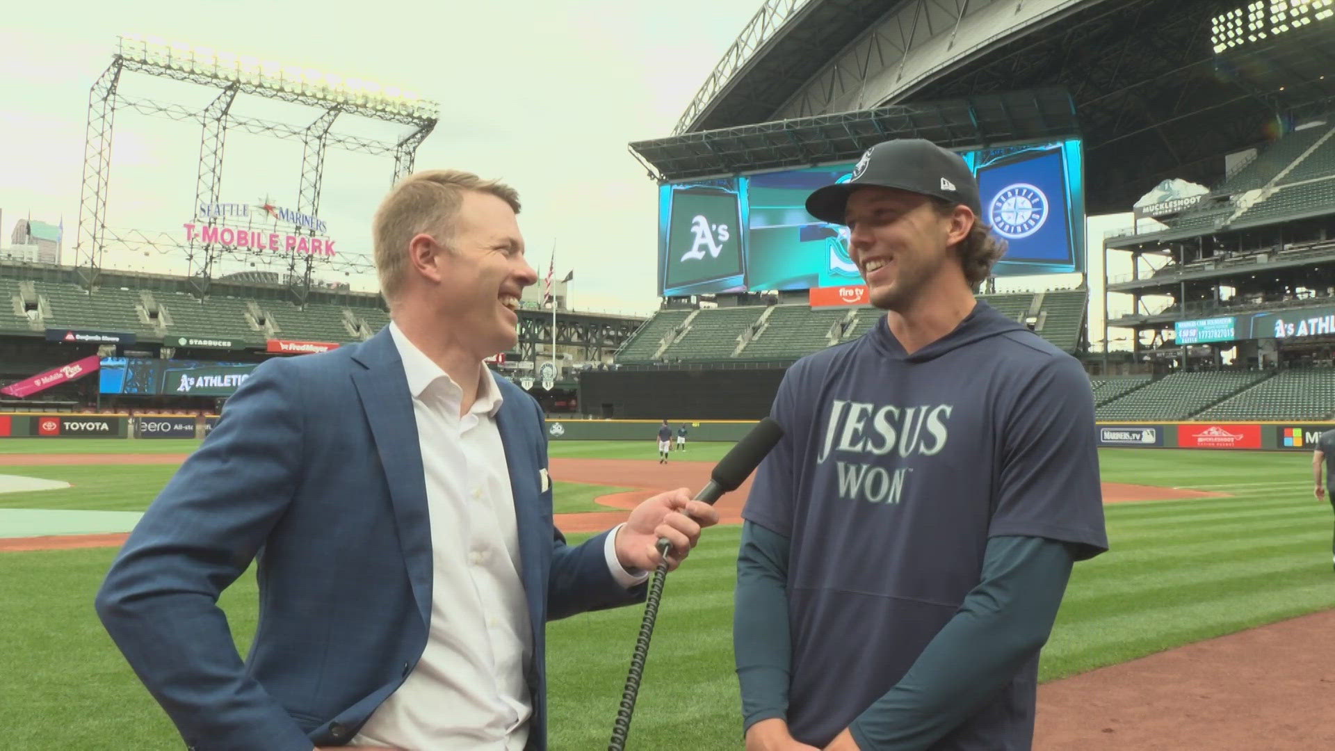 Mariners players navigating the seas of fatherhood
