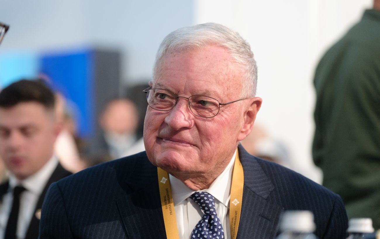 Former US envoy to Ukraine says Russia loses war