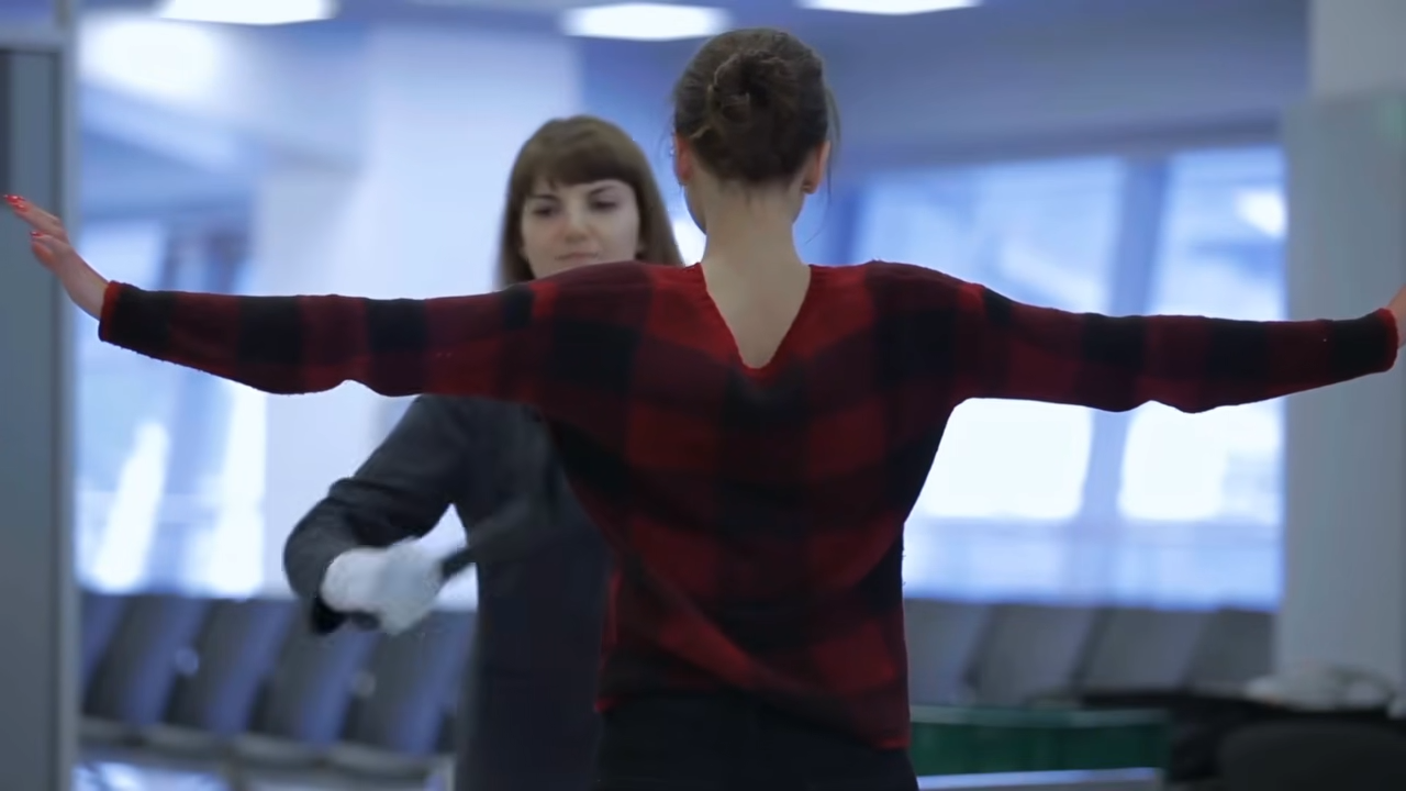 Dress wrong, get stopped - new airport rules explained