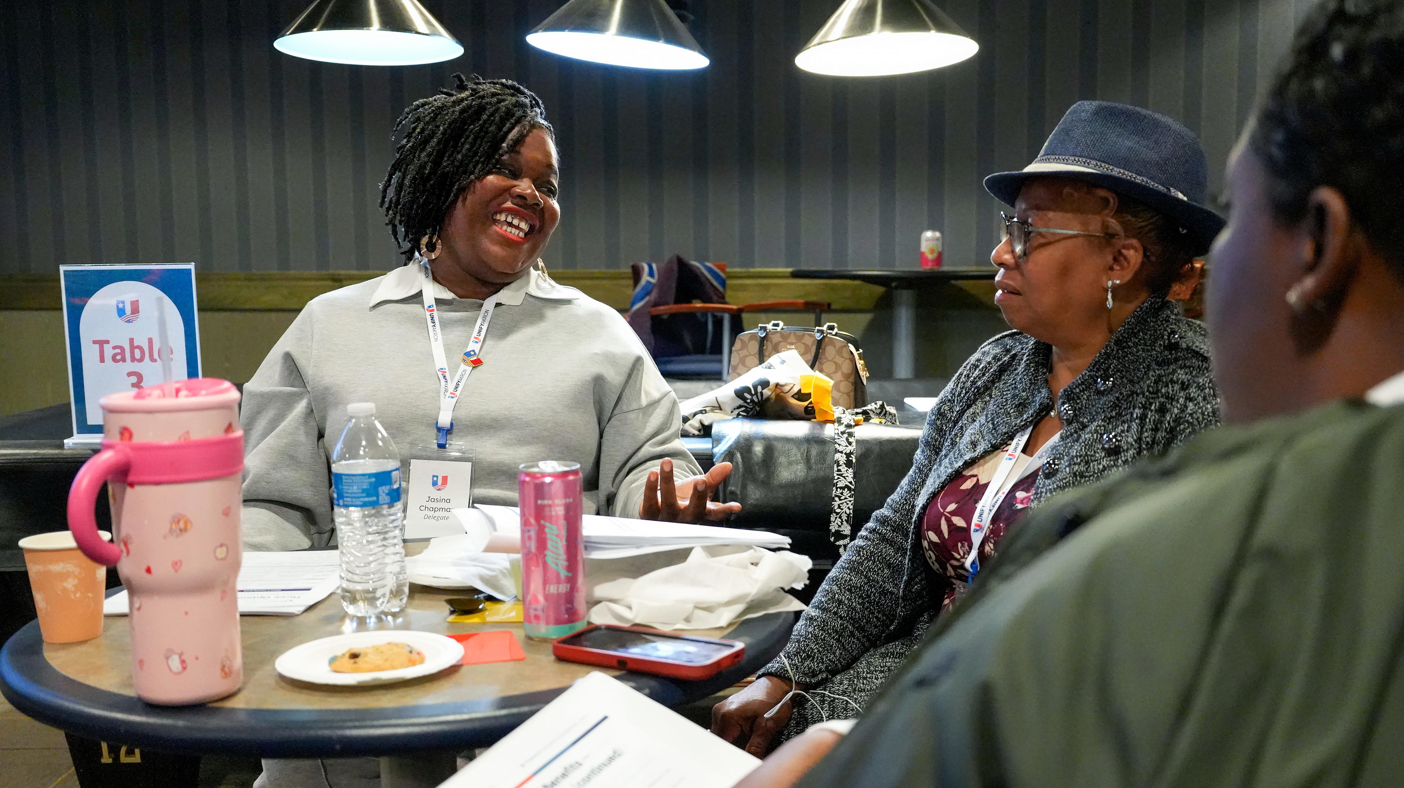 Housing initiative creating bonds between Akron residents