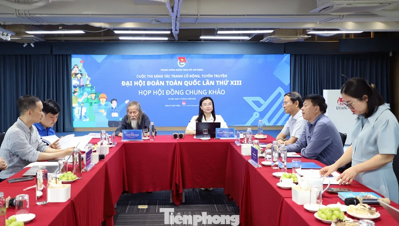 Lựa chọn tranh cổ động tuyên truyền Đại hội Đoàn toàn quốc lần thứ XIII