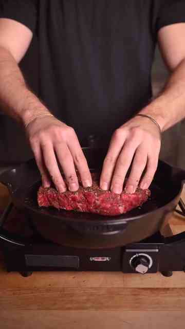 Seasoning a steak with the crust of another steak