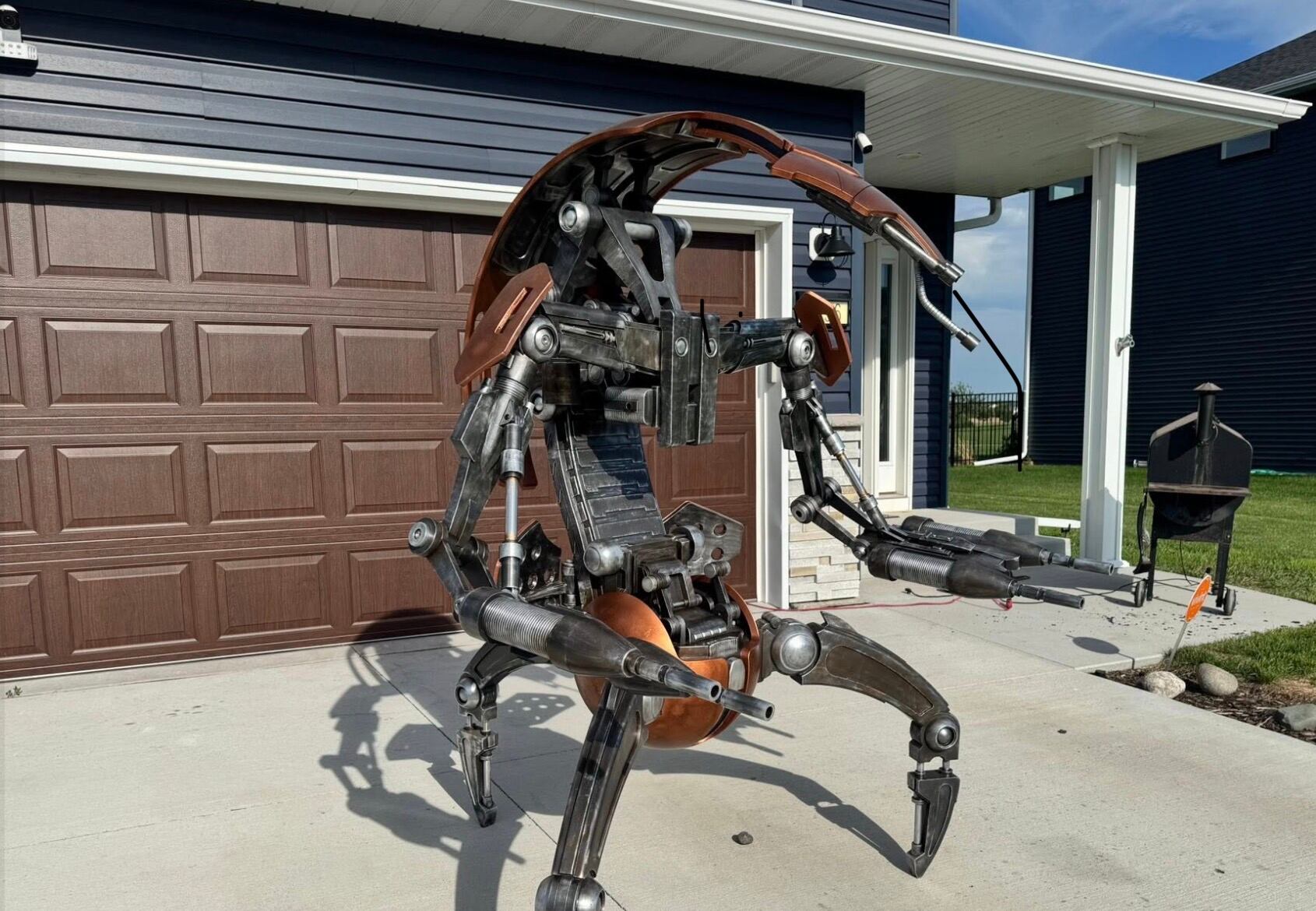 May the 4th build: Fargo man brings 'Star Wars' to life