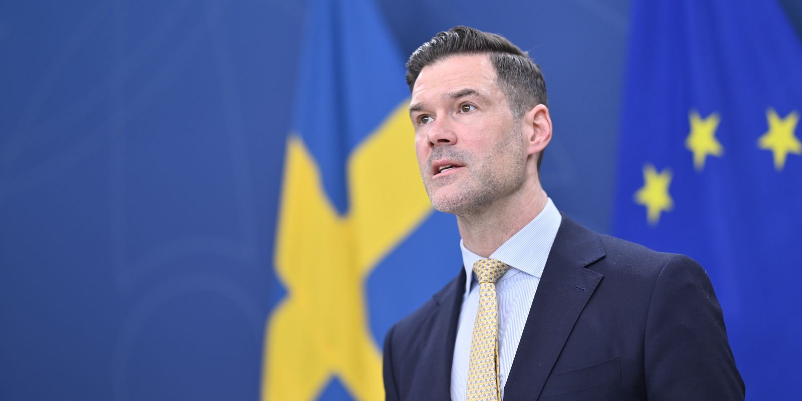 Regeringen går vidare med skärpt vandelskrav