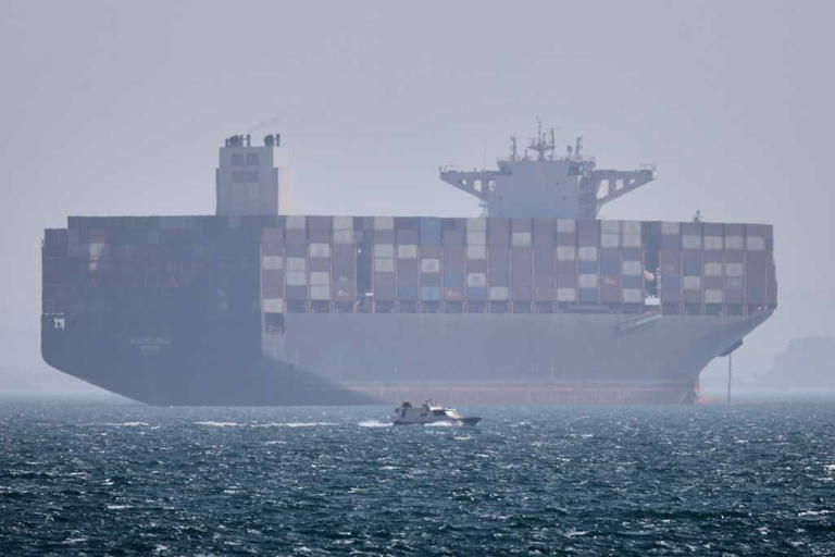 UAE says Iran has resumed attacks as the US moves to reopen the Strait ...