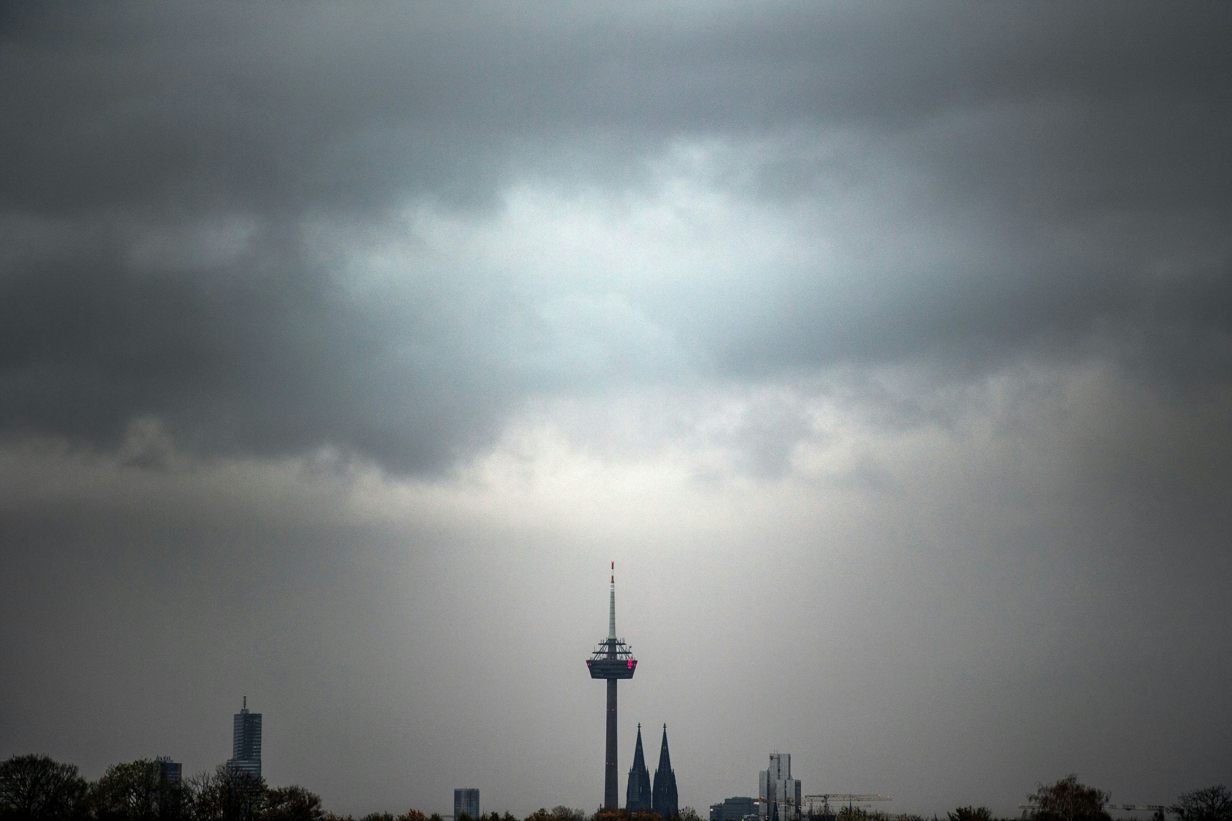 Wetterumschwung in Köln: Erst kommen Regen und Gewitter, dann wird es kalt