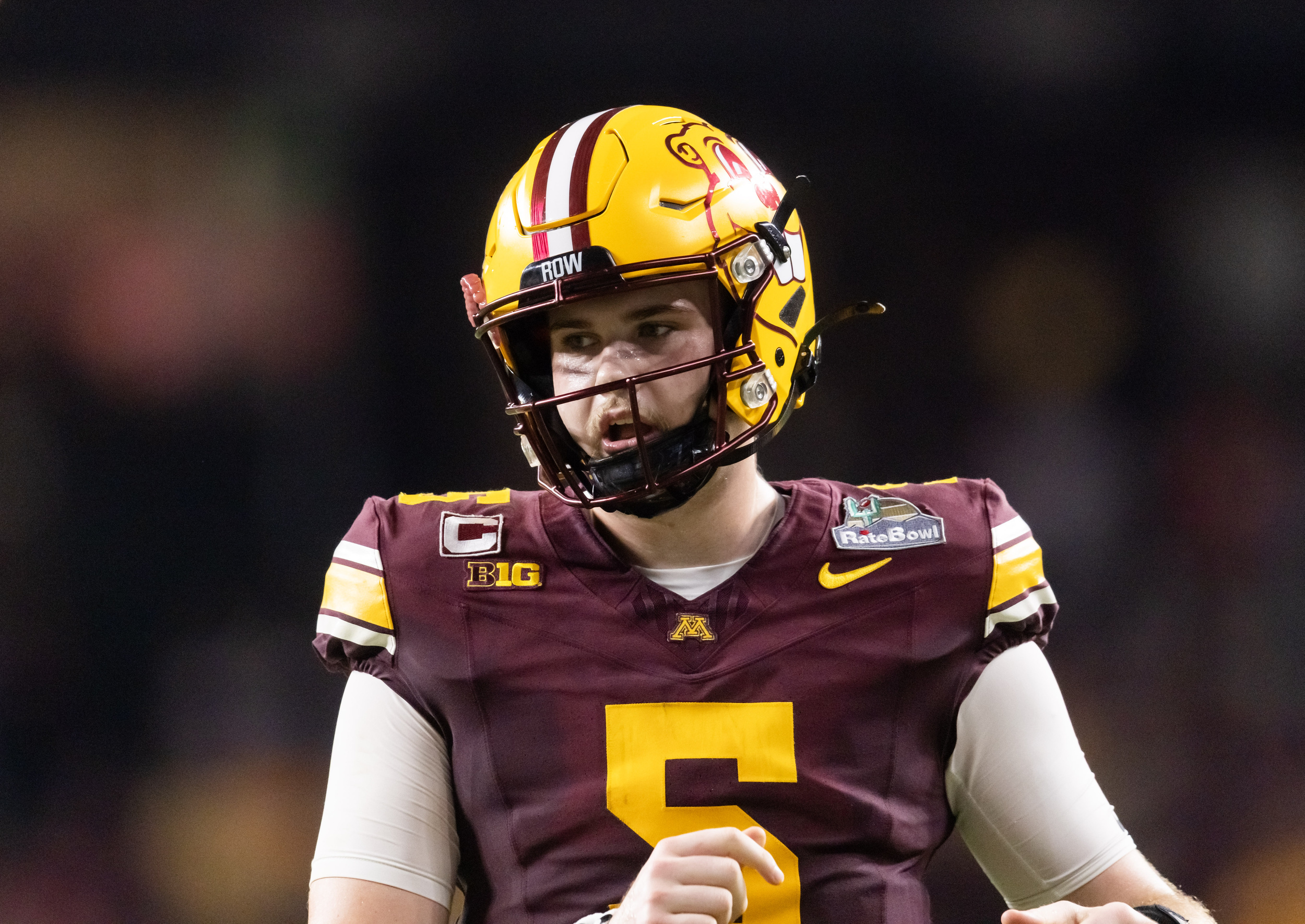 Minnesota QB arrested for underage drinking