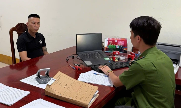 Vụ người đàn ông tát tài xế tại trường mầm non: Công an sẽ xử lý nghiêm dù 'mâu thuẫn nhỏ'
