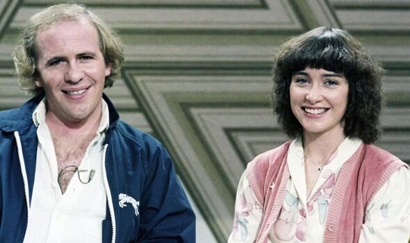 Beloved TV presenter dies as heartbroken tributes flood in