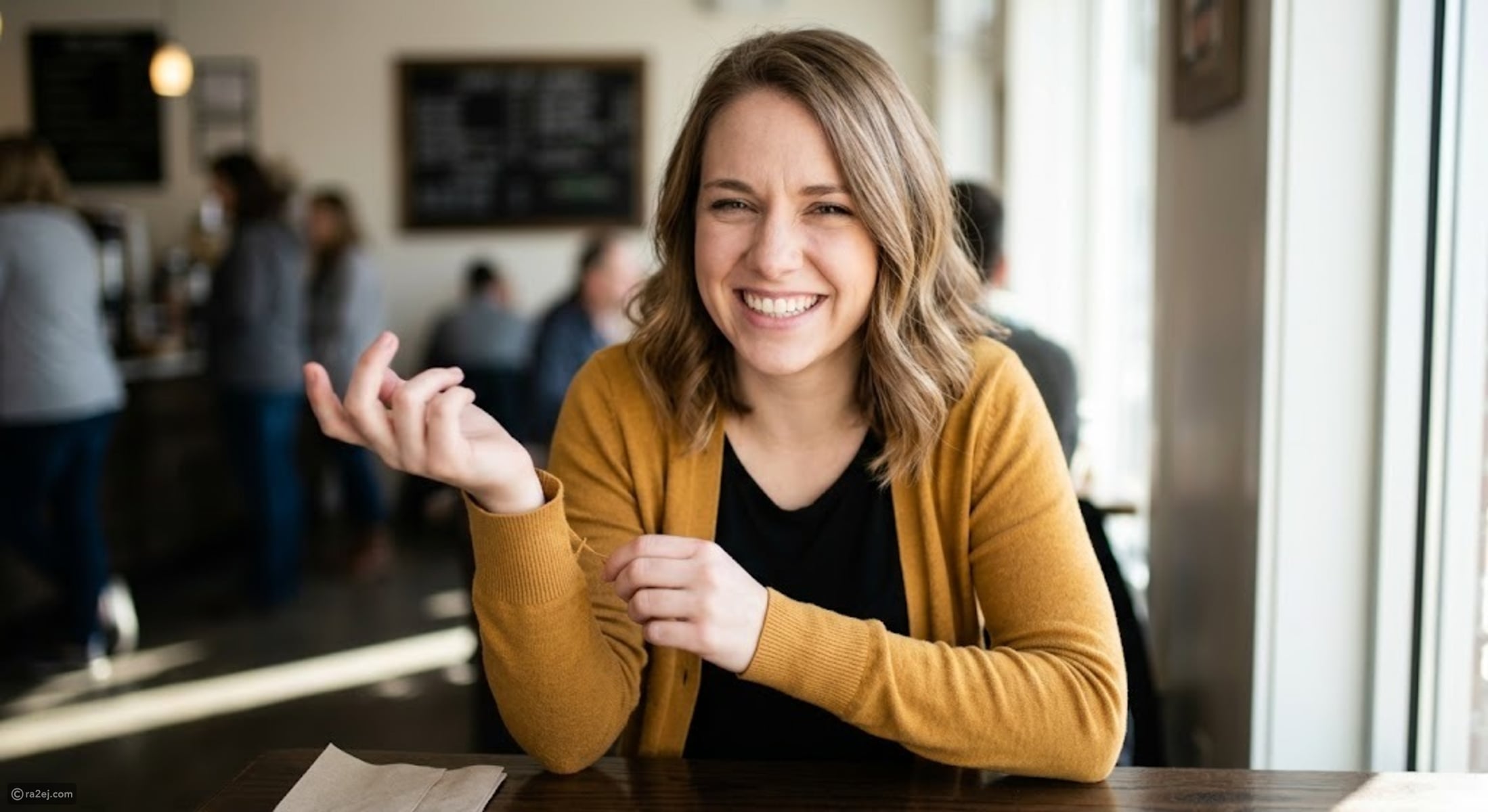 I’m a body language expert, and these are signs that someone is lying