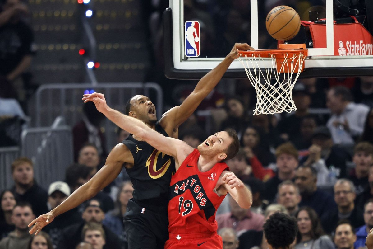 NBA playoffs: Cleveland Cavaliers top Toronto Raptors; capture series