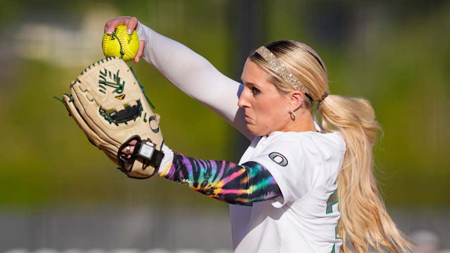 Softball America Reveals Final Top 25 Poll Ahead of Postseason