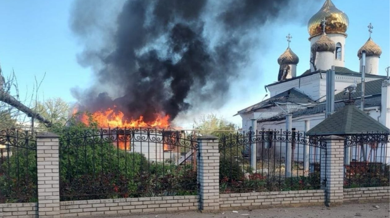 Russians strike market and church in Vilniansk, killing married couple ...